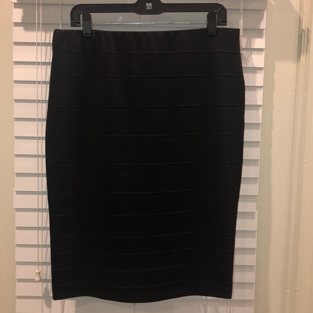 🚂Black Elastic band, rubbed skirt